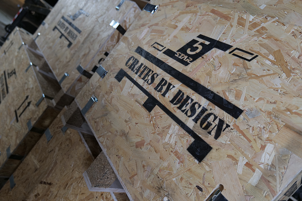A better look at 5 Star - Crates by Design logo