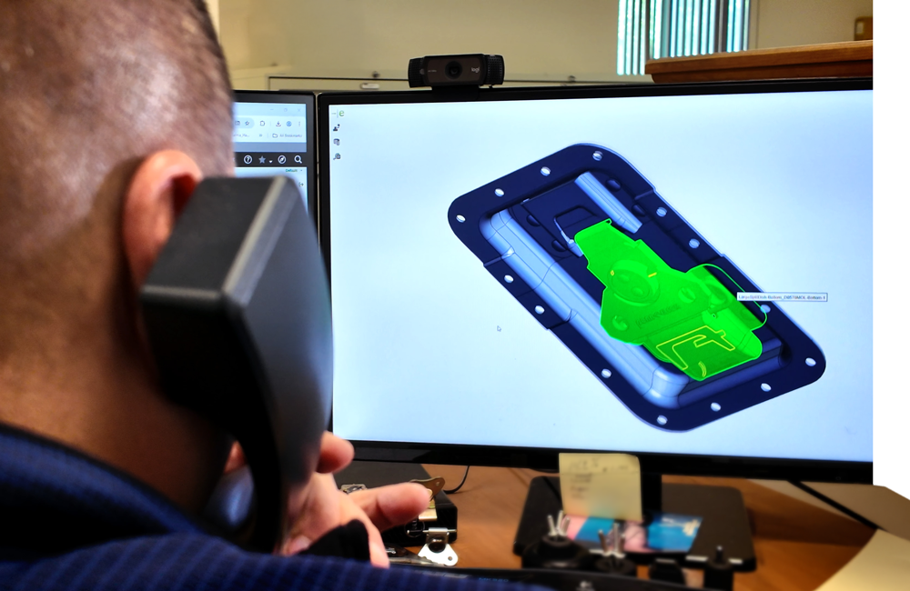 Modelo 3D del pestillo del estuche de transporte de Penn Elcom en la pantalla