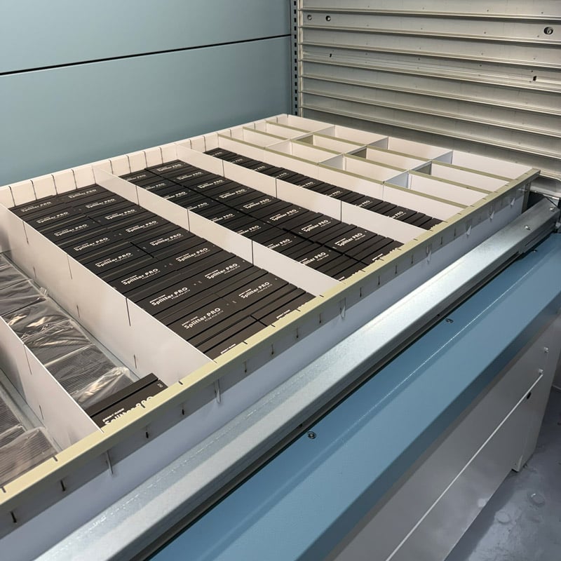 MDK Tray System in Kardex machine with products organised